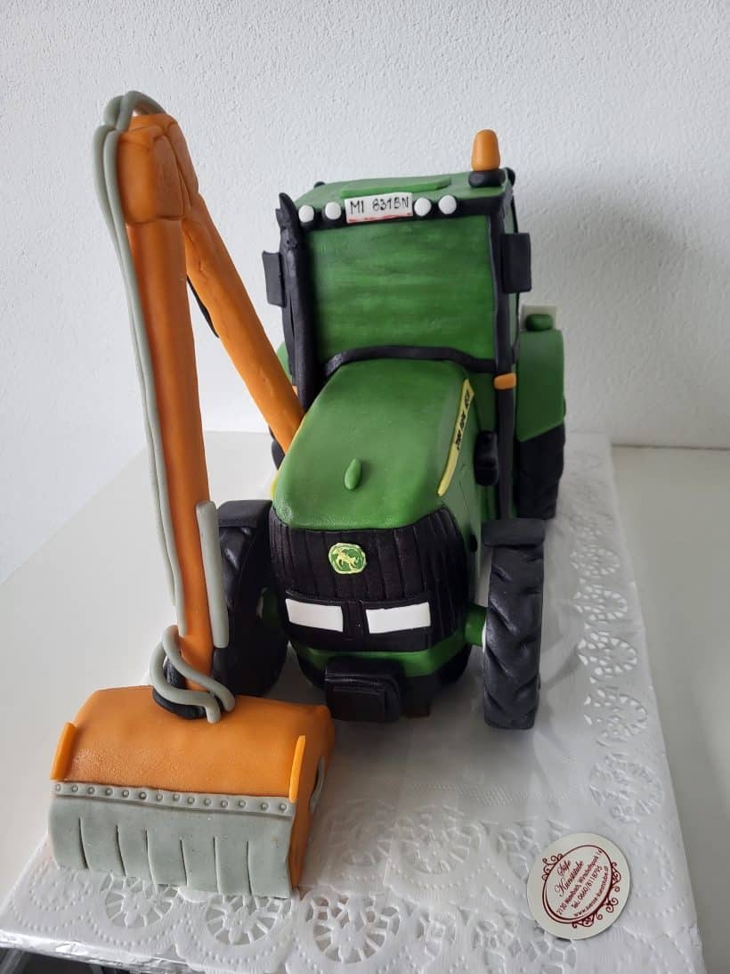 Geburtstagstorte bestellen 3D Torten - Traktor